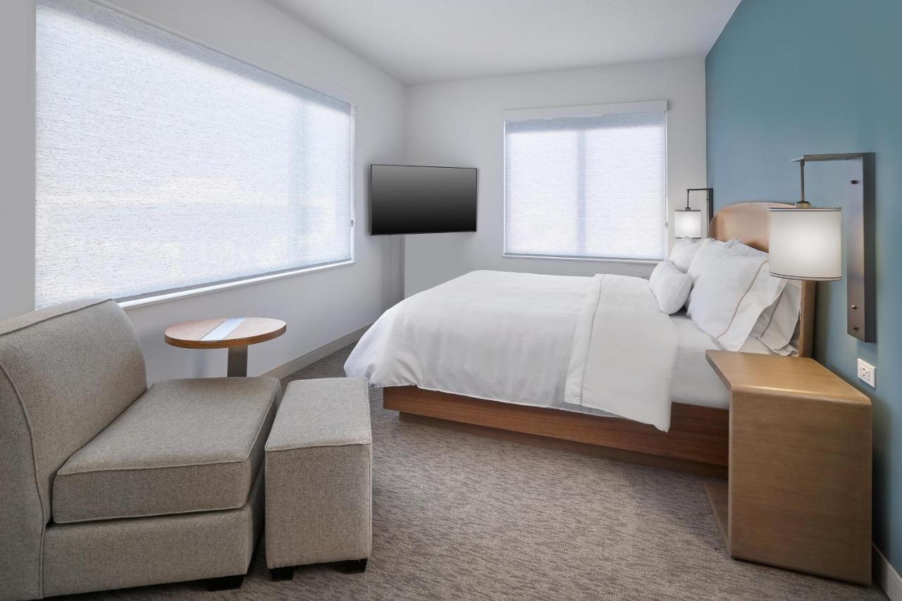 Element Edmonton West Hotel Exterior photo